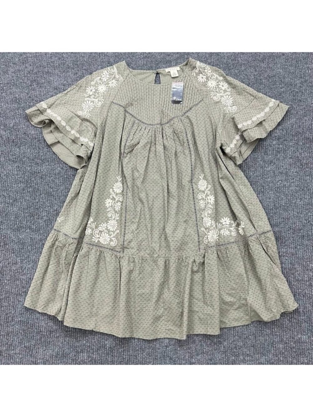 Torrid Festi Raglan Bell Sleeve Dress Embroidered 44695629 Womens Size 2x NEW